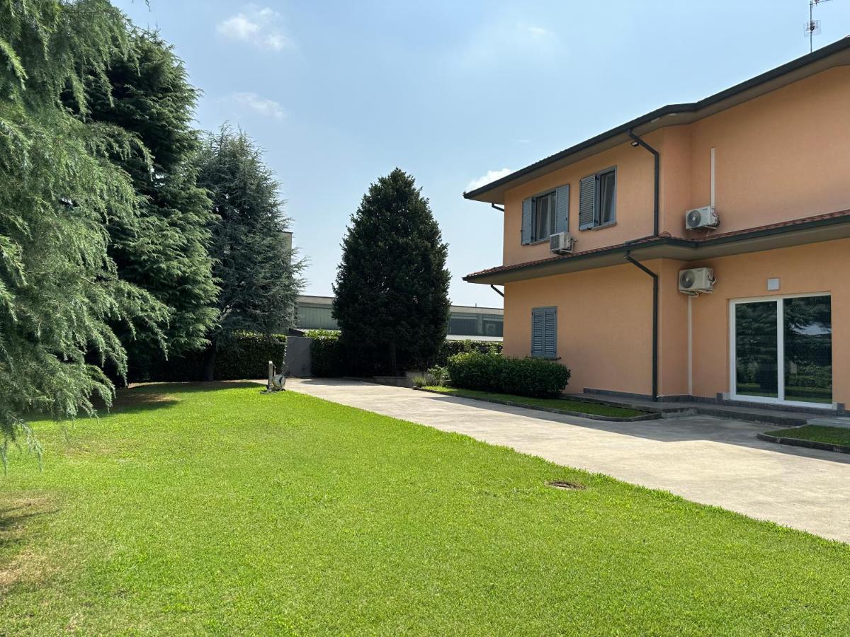 Villa 2 Cassano dʼAdda Kültér fotó