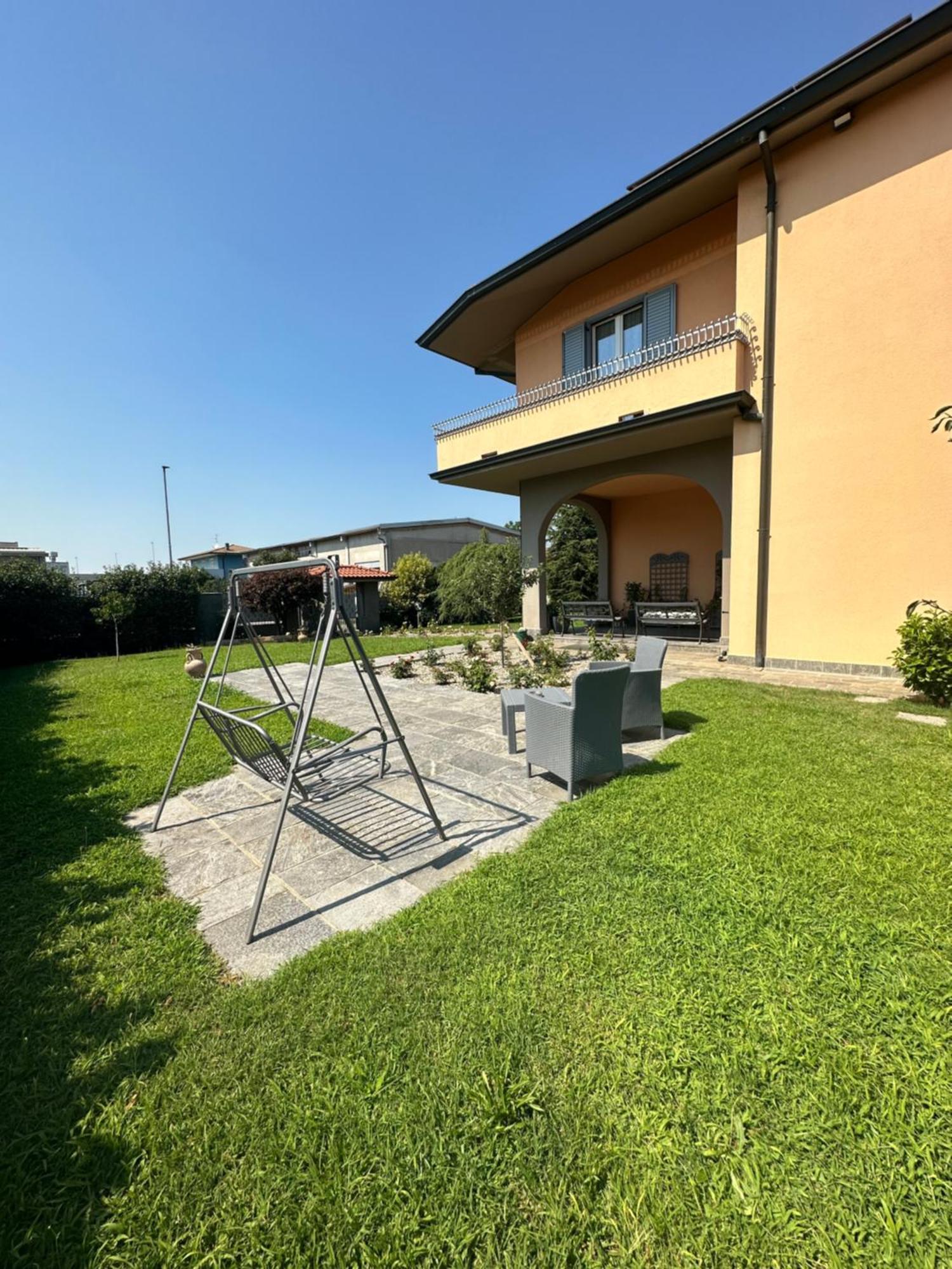 Villa 2 Cassano dʼAdda Kültér fotó